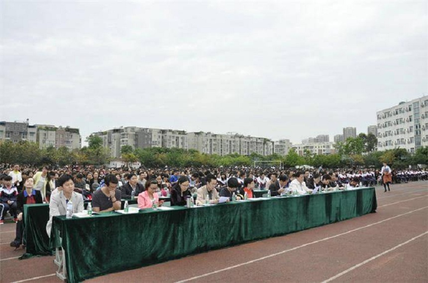 龍泉二中怎么樣、好不好？