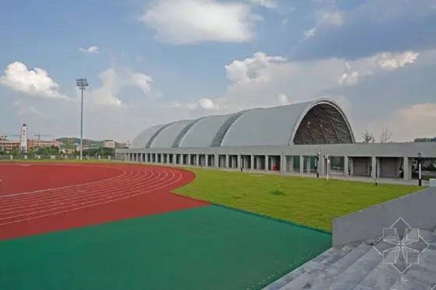 綿陽市奧林匹克體育學校是公辦的嗎？