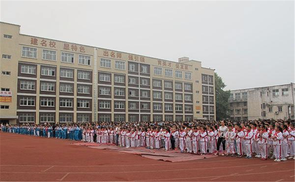 威遠競力學校詳細地址在什么地方？