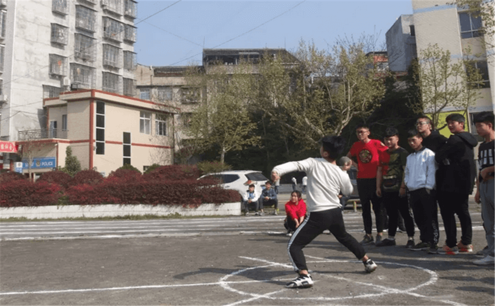 定水中學(xué)學(xué)校招辦電話是多少？
