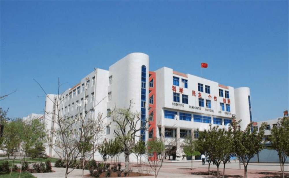 周口中學學校招辦電話是多少？