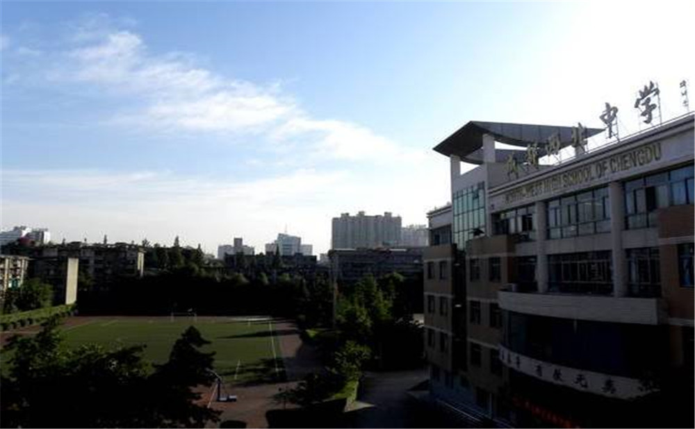 成都市西北中學的本科升學率高不高？