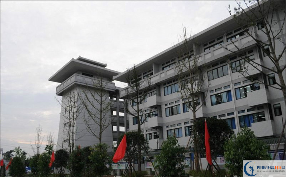 成都石室中學北湖校區(qū)的實驗班怎么樣？