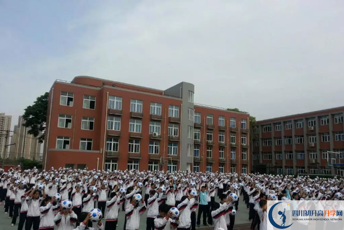 2020四川師范大學(xué)附屬第三實驗中學(xué)的升學(xué)率是多少？