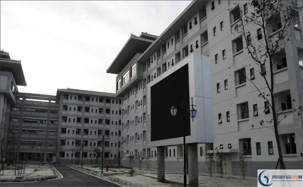 成都石室中學(xué)北湖校區(qū)2020年考上清華北大的人數(shù)有多少？