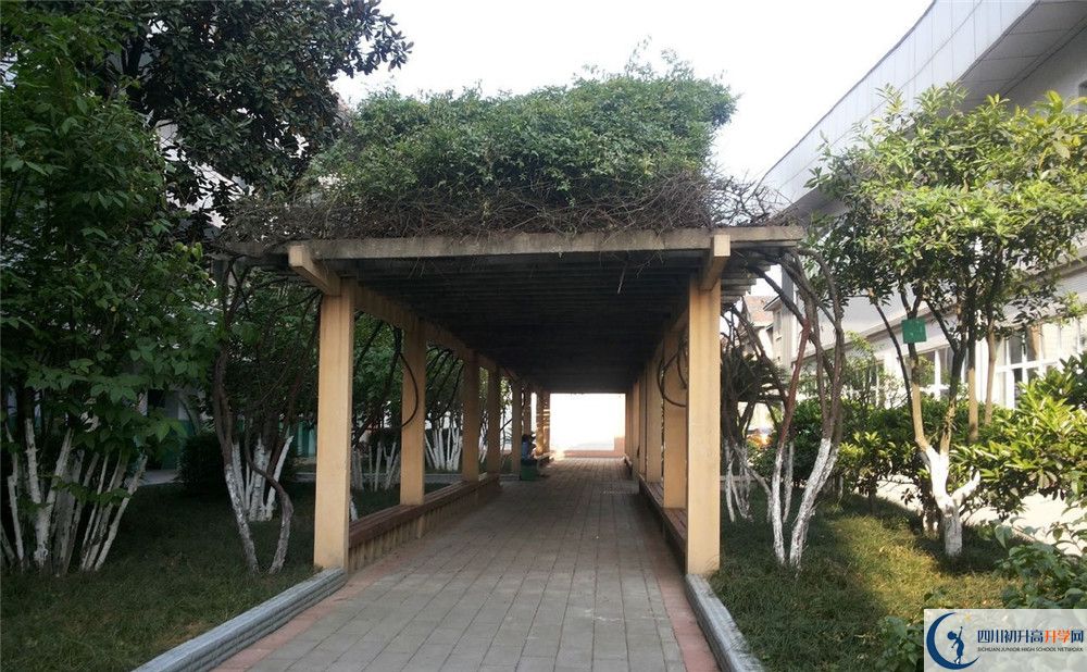 通錦中學(xué)初升高向外地招生嗎？