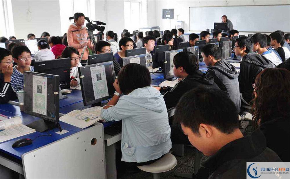 彭州一中初升高向外地招生嗎？