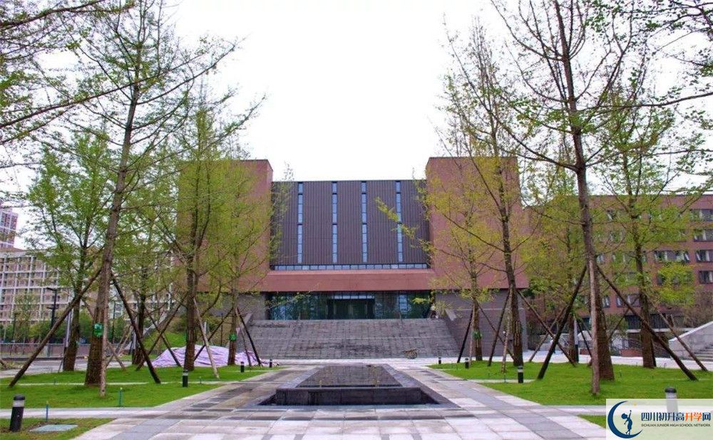 電子科技大學(xué)實驗中學(xué)是重點中學(xué)嗎？