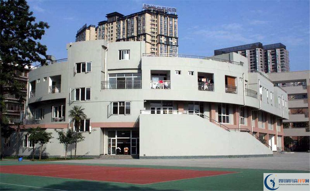 成都市鹽道街中學高中分班考試難嗎？