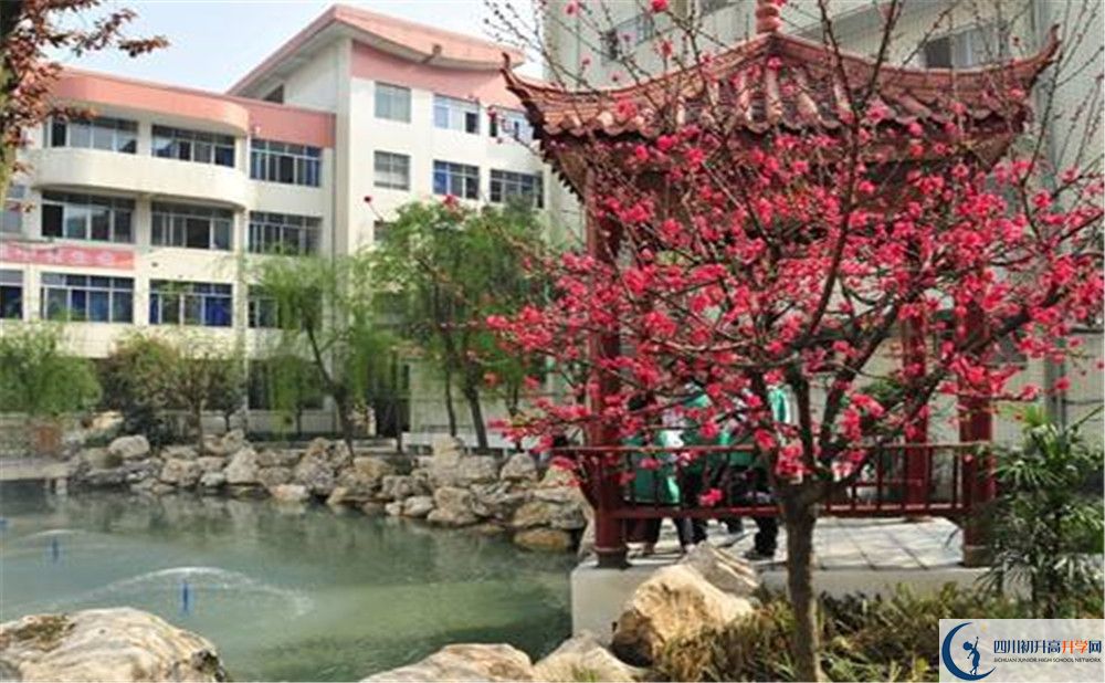 蜀城中學(xué)高中分班考試難嗎？
