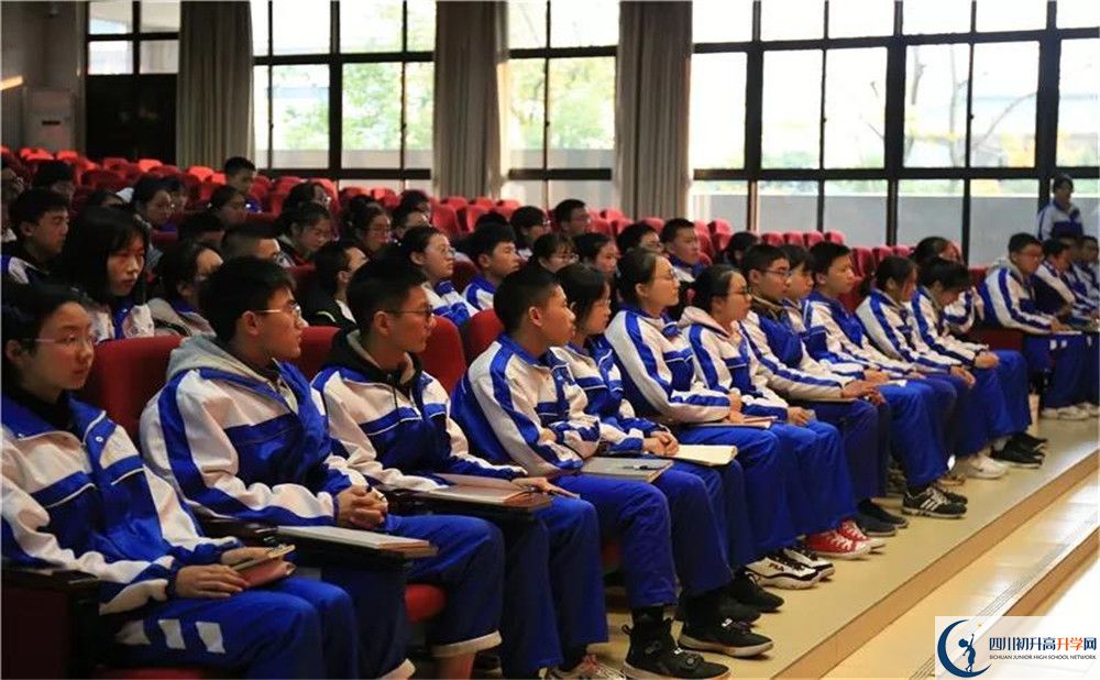 成都石室中學(xué)2020年高考人數(shù)是多少？