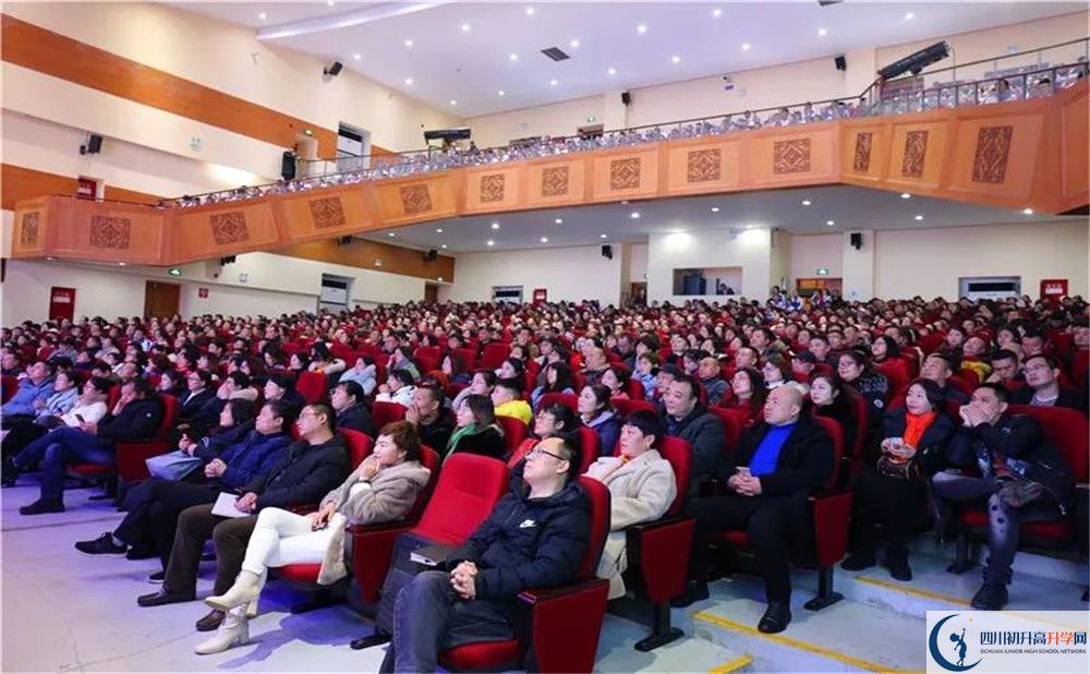 成都石室中學(xué)北湖校區(qū)2020年高考人數(shù)是多少？